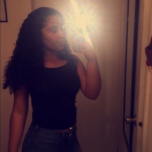 Meet your Posher, Leslie